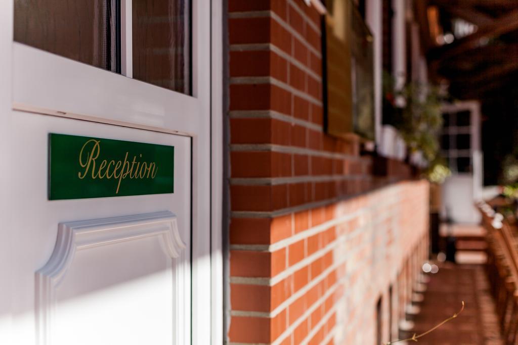 Meyers Hotel Isenbuettel Ngoại thất bức ảnh