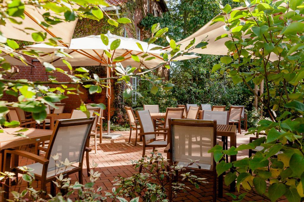 Meyers Hotel Isenbuettel Ngoại thất bức ảnh